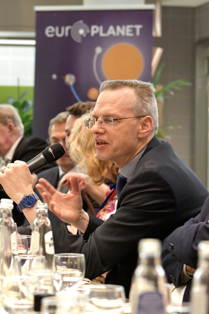 Christoph Kautz (Head of DG DEFIS) at the Dinner Debate 'Promoting the importance of space policies and a European Space Strategy'.